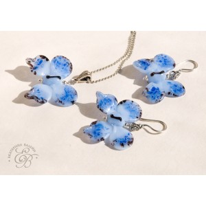 "Dance of Butterflies": pendant and earrings